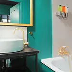 Apartman 1-bedroom With Parking, Netflix And High-speed Wi-fi *
