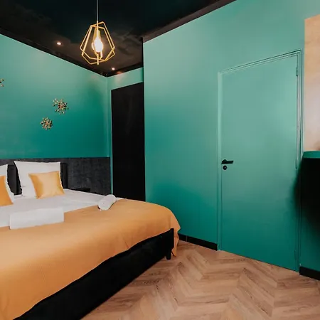 Lejlighed 1-bedroom With Parking, Netflix And High-speed Wi-fi Bordeaux