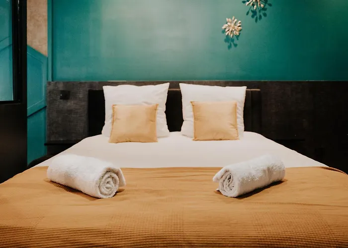 1-bedroom With Parking, Netflix And High-speed Wi-fi Bordeaux