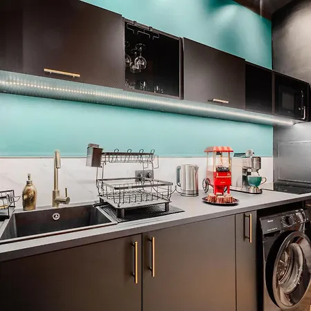 1-bedroom With Parking, Netflix And High-speed Wi-fi * Bordeaux